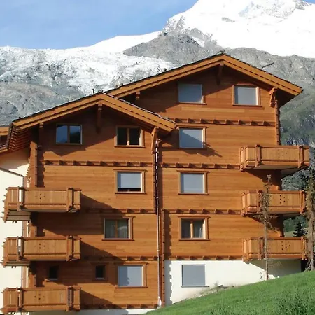Aramis Apartment *